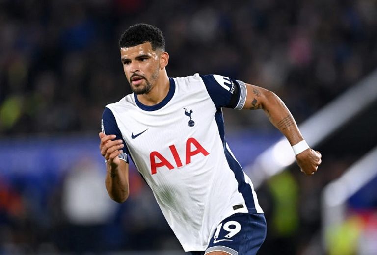 دومينيك سولانكي جوليان ألفاريز لاعب أتلتيكو مدريد