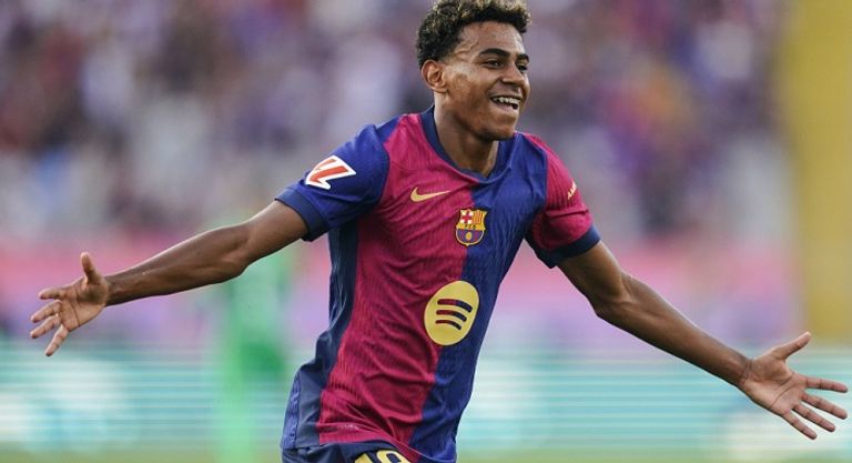 لامين يامال لامين يامال نجم برشلونة