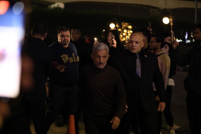 شريف سلامة في عزاء نبيل الحلفاوي