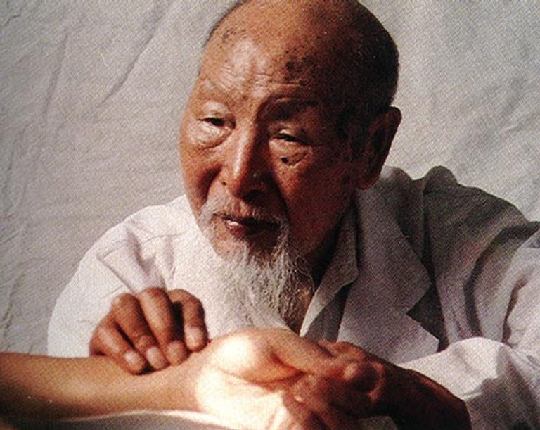 مبادئ الطب الصيني التقليدي ألهمت الباحثين بفكرة الجهاز الجديد