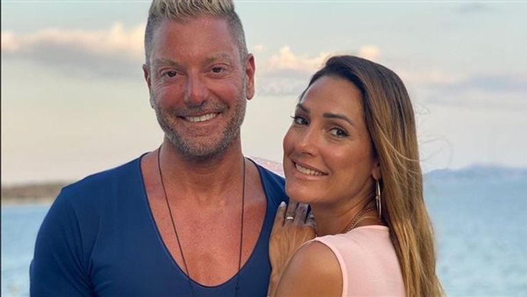 تامر هجرس وزوجته