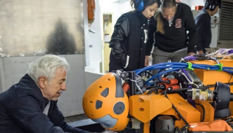 البروفيسور «أسامة خطيب» البروفيسور «أسامة خطيب»