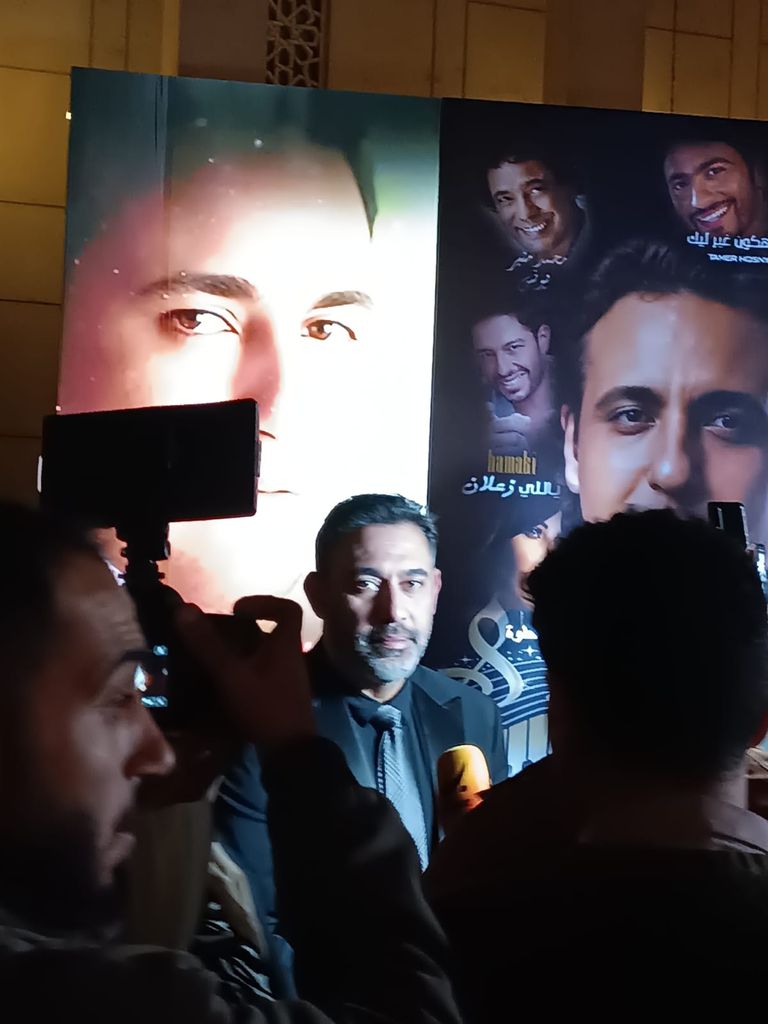 الفنان عمرو مصطفى