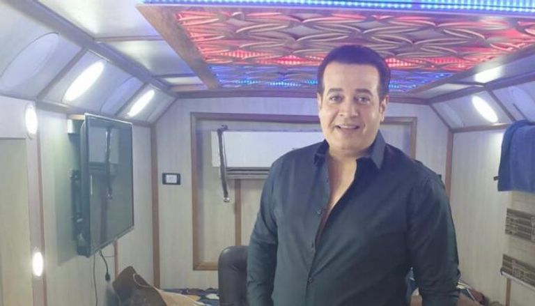المغني طارق عبدالحليم