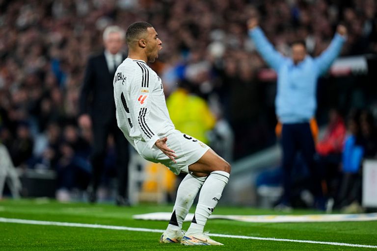 ريال مدريد يفوز على إشبيلية برباعية