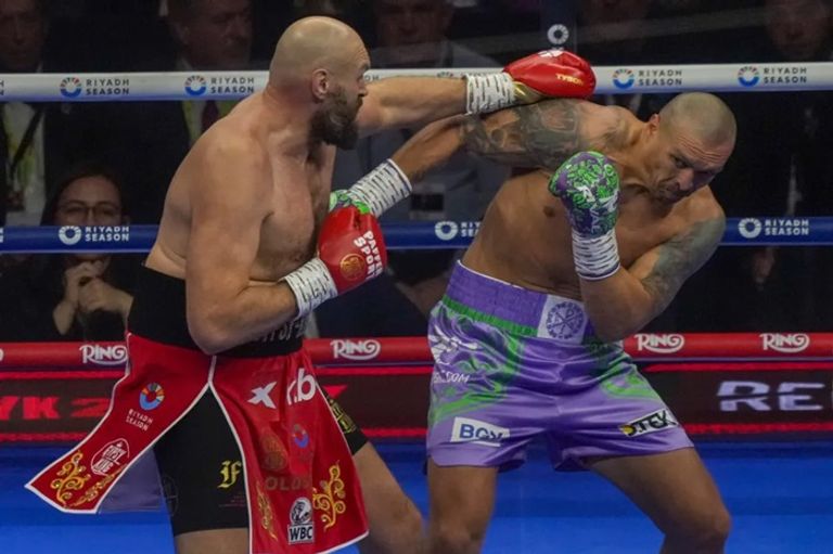 أوليكساندر أوسيك وتايسون فيوري أوليكساندر أوسيك وتايسون فيوري