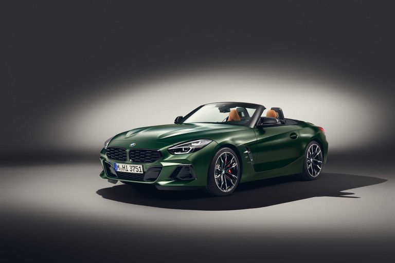 طراز BMW Z4 أفضل 8 سيارات رياضية طرحت في 2024
