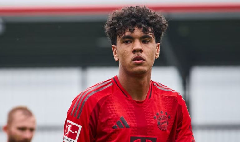 آدم أزنو الموهبة المغربية آدم أزنو