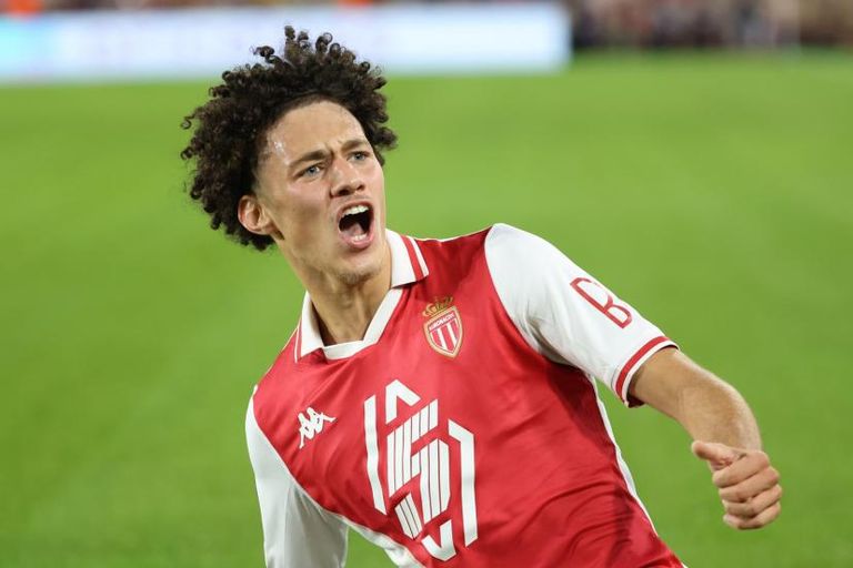 مغناس أكيلوش الموهبة مغناس أكليوش