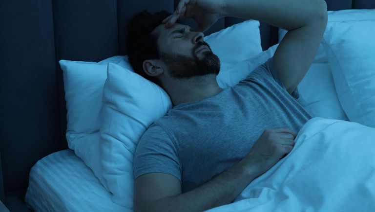 مدة النوم تؤثر في تذكر الأحلام