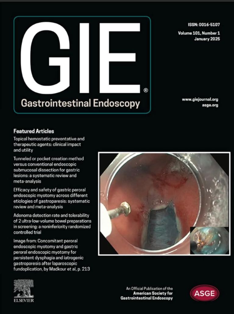 فريق وحدة المناظير بمستشفى بدر الجامعي
