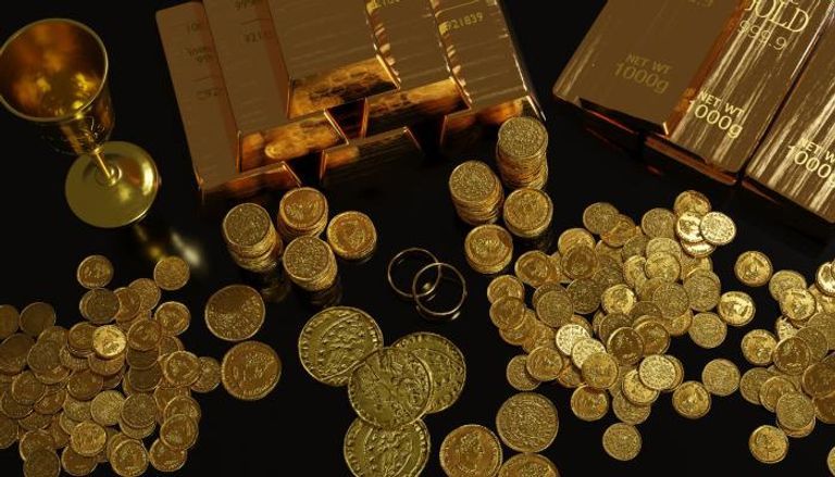 مشغولات ذهبية متنوعة