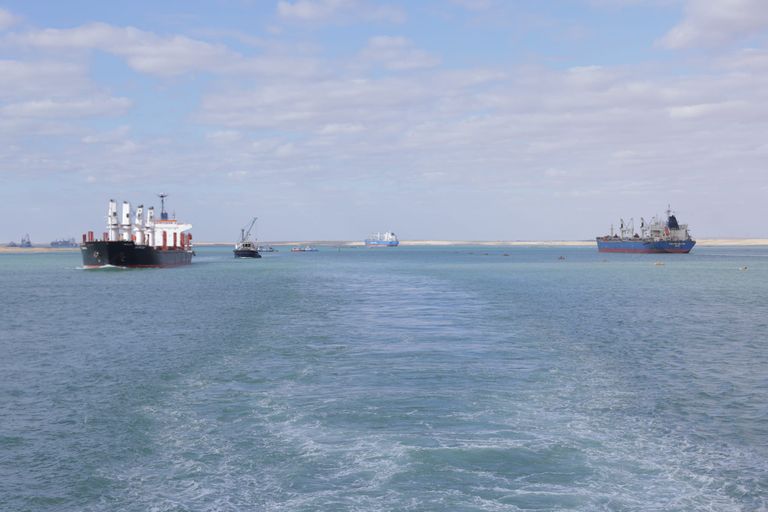 نجاح التشغيل التجريبي لمشروع ازدواج قناة السويس