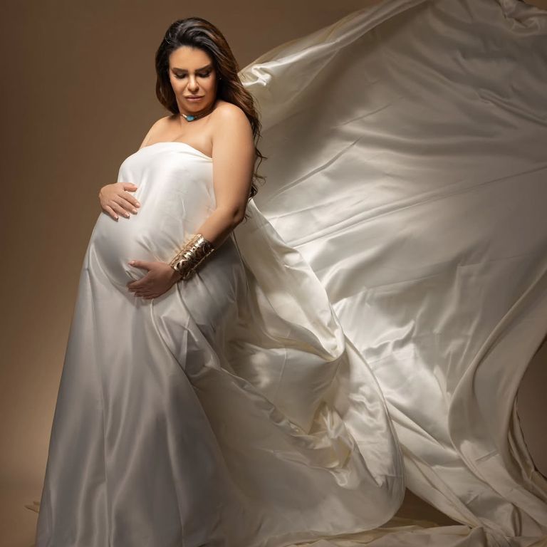 دنيا عبد العزيز