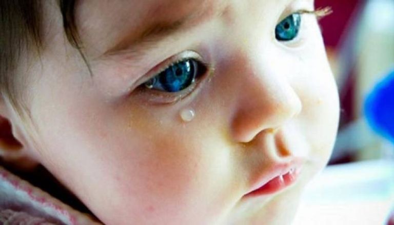 البكاء في المنام تفسير حلم البكاء في المنام