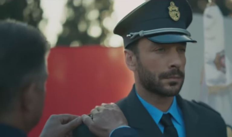 مشهد من فيلم صاحبك راجل