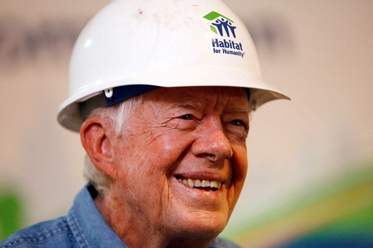 أمريكيون يوقعون سجل تعازٍ في وفاة كارتر - رويترز