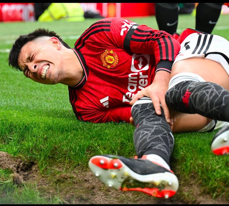 تين هاغ ومارتينيز