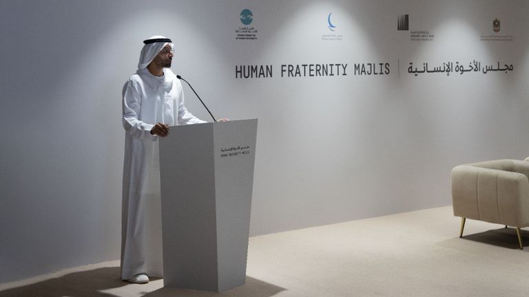 الشيخ نهيان بن مبارك آل نهيان يدشن مجلس الأخوة الإنسانية