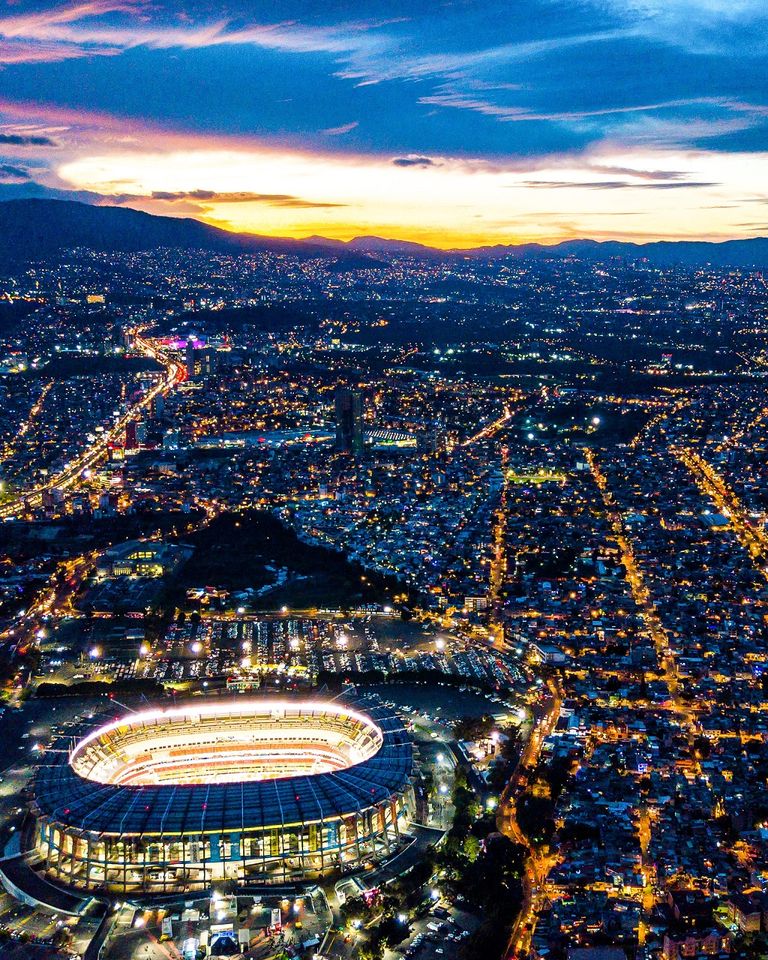 ملعب "أزتيكا" في مكسيكو سيتي