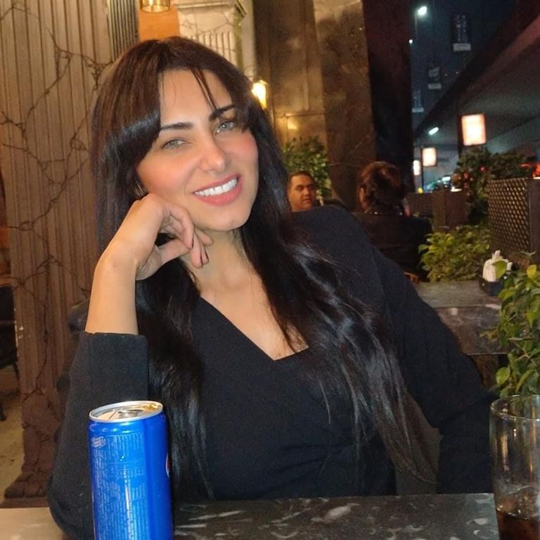 الفنانة إنجي خطاب