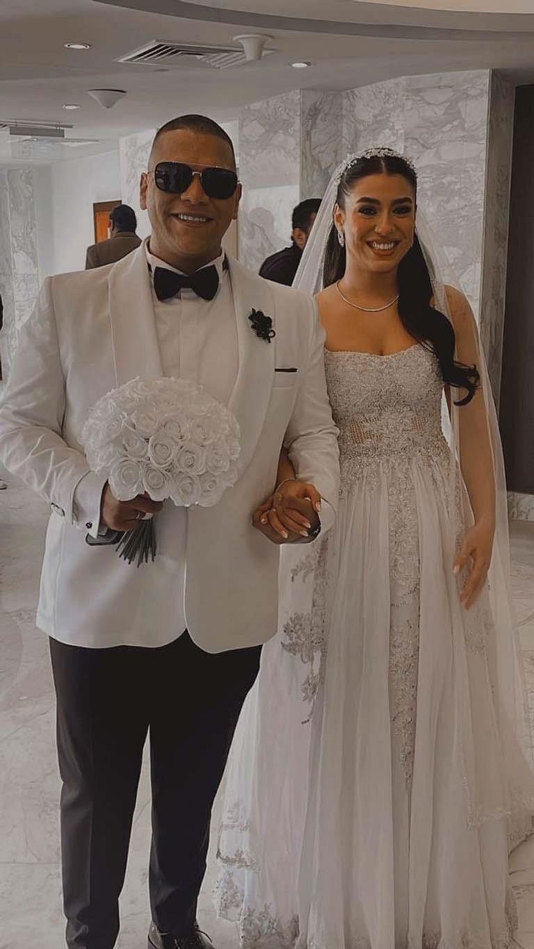 أحمد عبدالحميد وزوجته