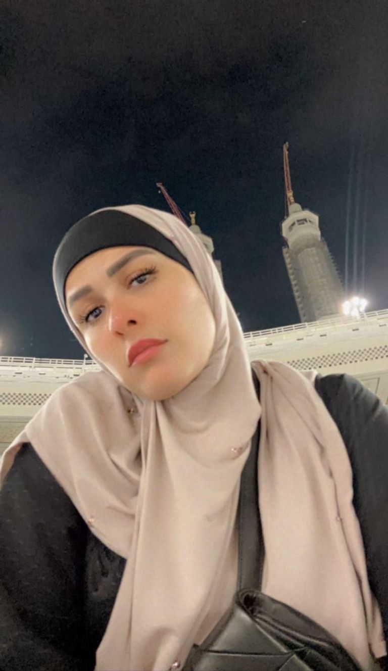 ياسمين عبدالعزيز في المسجد الحرام