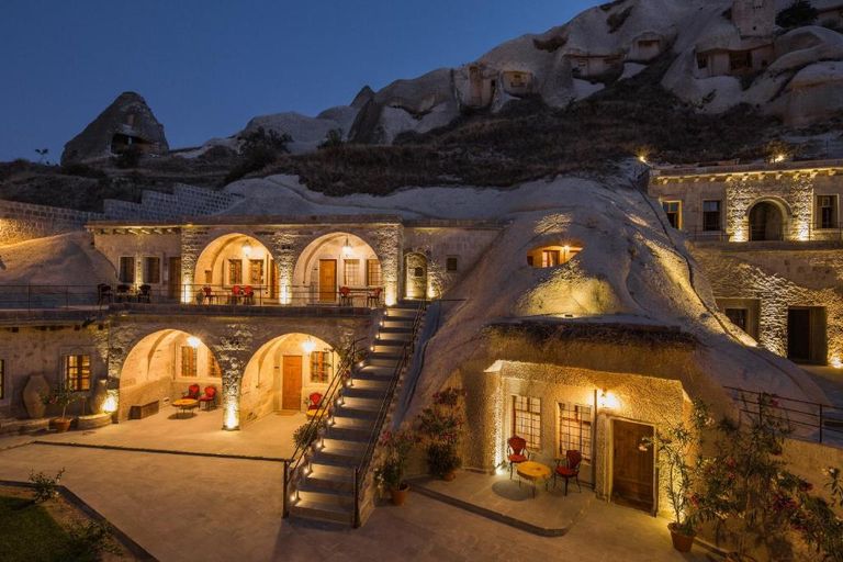 فندق  "Lunar Cappadocia" أحد أفضل الفنادق في كابادوكيا