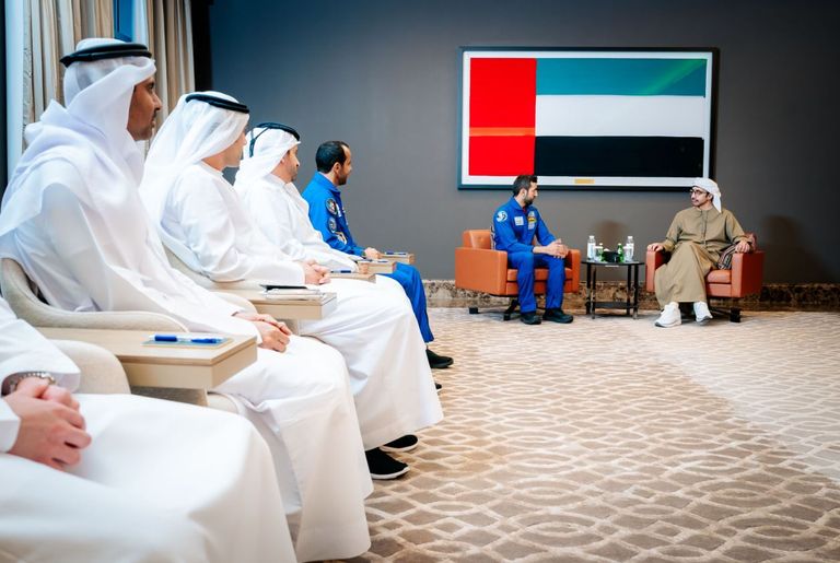 الشيخ عبدالله بن زايد آل نهيان وسلطان النيادي