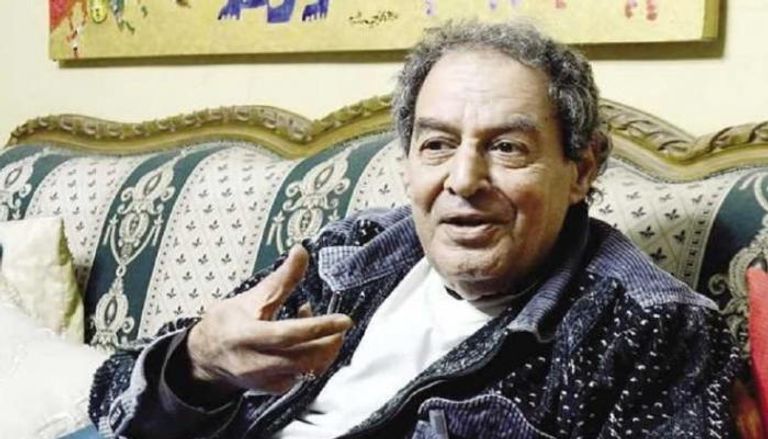 الشاعر المصري مجدي نجيب