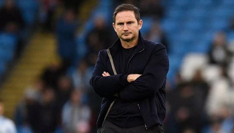 تشافي هيرنانديز مدرب برشلونة الإسباني