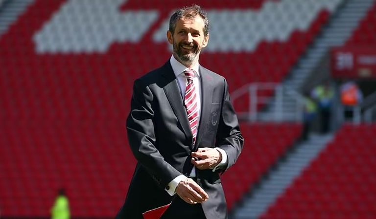 توني سكولز تقنية الفيديو في الدوري الإنجليزي