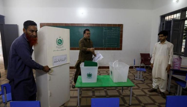جانب من عملية الاقتراع في باكستان
