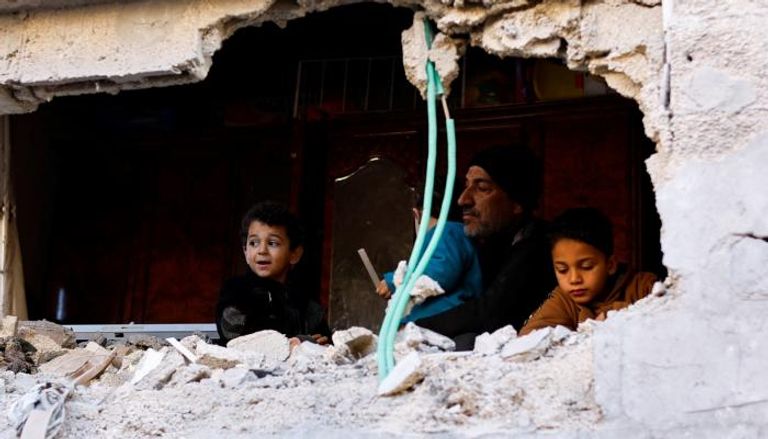 آثار قصف إسرائيلي على منزل في رفح