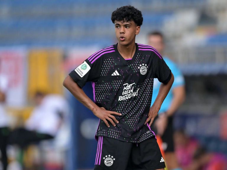 آدم أزنو، موهبة بايرن ميونخ 