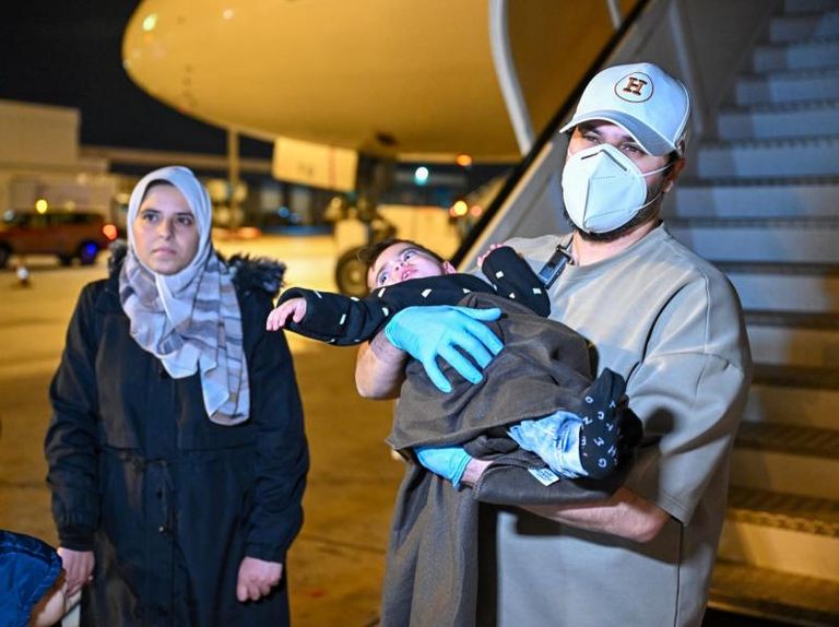 المستشفى الإماراتي العائم