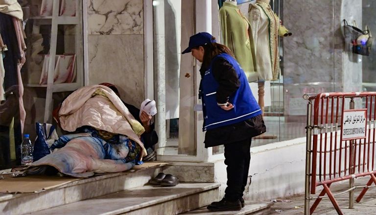 إعداد الطعام بمطعم الحب بتونس