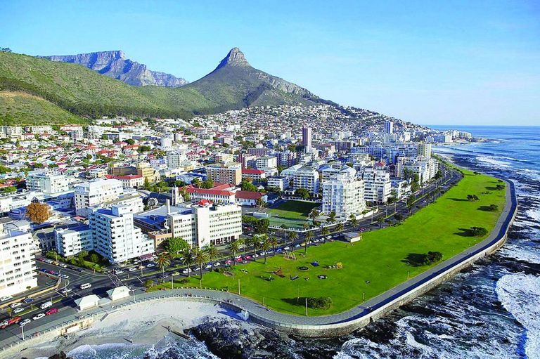 كيب تاون أحد وجهات السفر عند تخطيط رحلة رومانسية في عيد الحب 2024 نصائح تخطيط لرحلة رومانسية في عيد الحب 2024