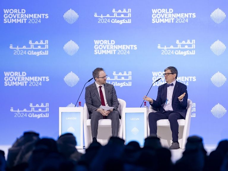 يان ليكون نائب الرئيس وكبير علماء الذكاء الاصطناعي في «Meta»