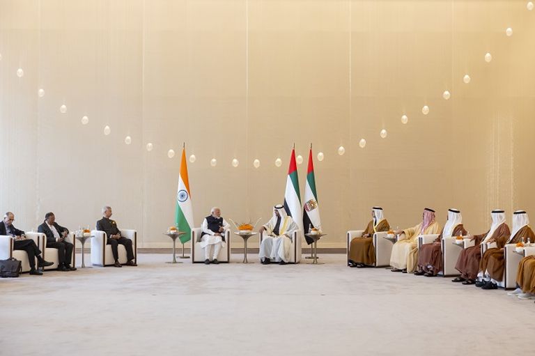 الشيخ محمد بن زايد آل نهيان رئيس دولة الإمارات ورئيس وزراء الهند ناريندرا مودي