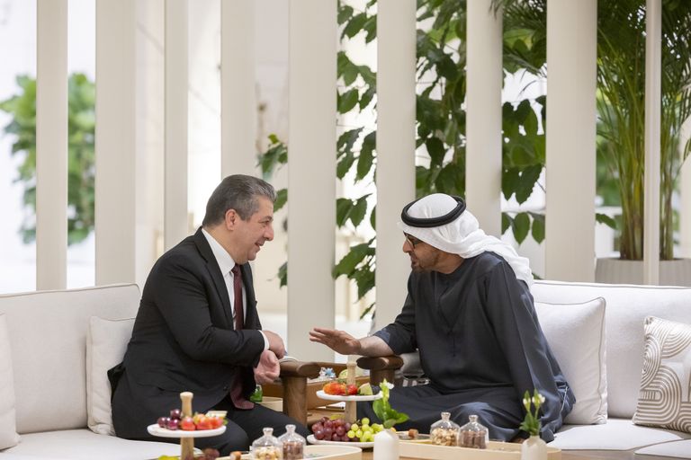 الشيخ محمد بن زايد آل نهيان مع رئيس الوزراء المصري