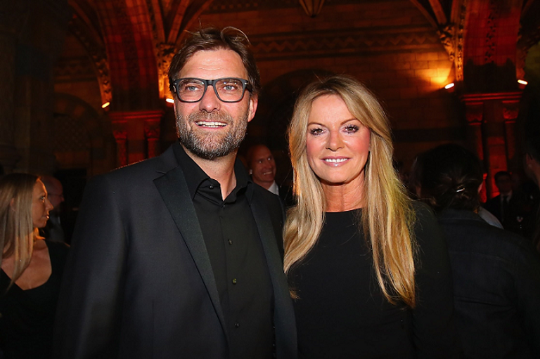 كلوب وزوجته ليونيل ميسي وأنتونيلا روكوزو