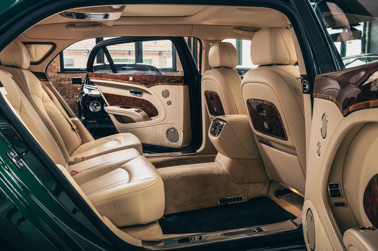 إضافة سيارة ملكة بريطانيا الراحلة إلى قاعة عرض سيارات بنتلي التاريخية