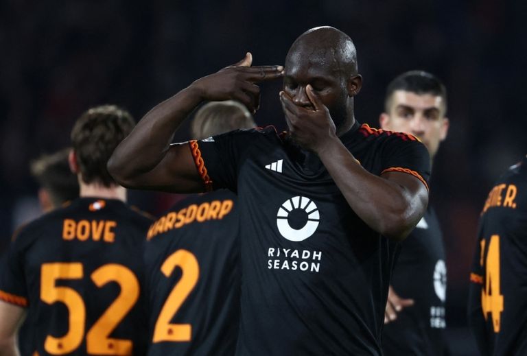 روميلو لوكاكو بيير إمريك أوباميانغ مهاجم مارسيليا الفرنسي