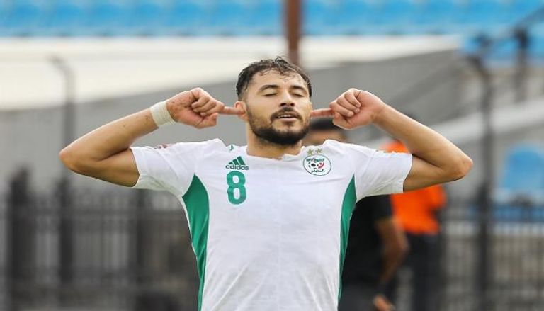 يوسف بلايلي نجم منتخب الجزائر