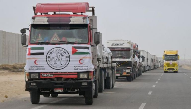 شاحنات المساعدات الإماراتية إلى غزة