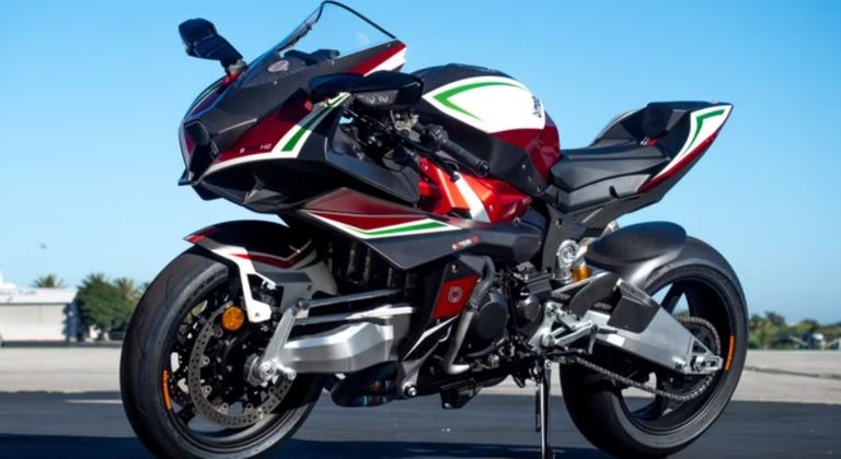 طراز Bimota TESI H2 طراز Ducati Panigale V4 R