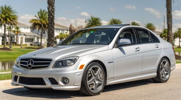 طراز C63 AMG Sedan طراز CLK 550 Coupe