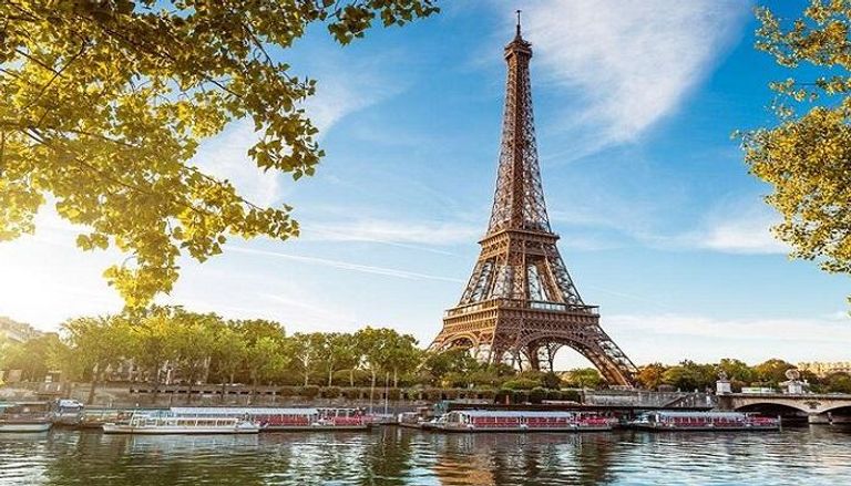 برج إيفل في باريس