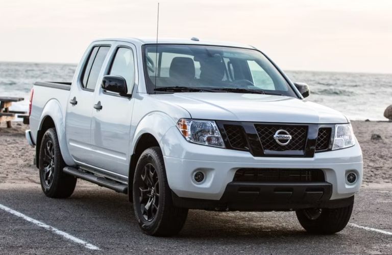 شاحنة Nissan Frontier شاحنة Toyota Tundra